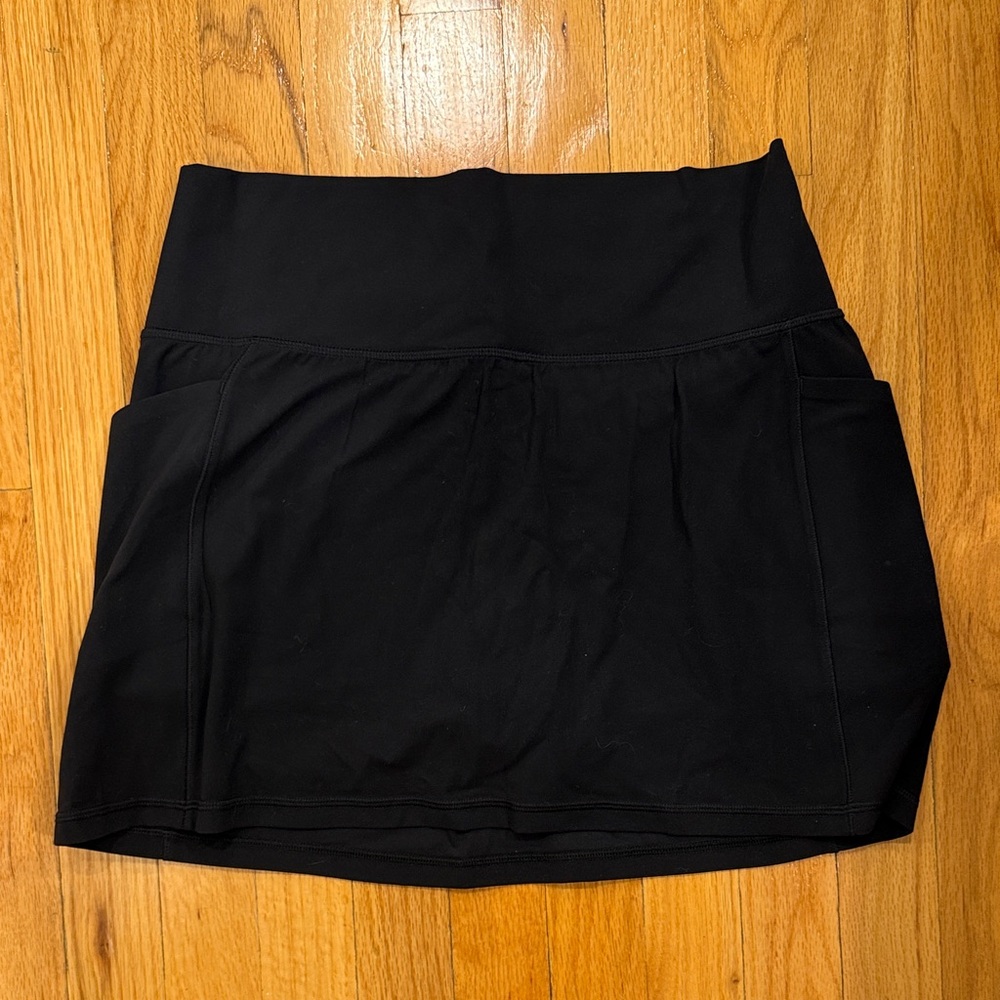 Athleta Women’s Black Skort Size M